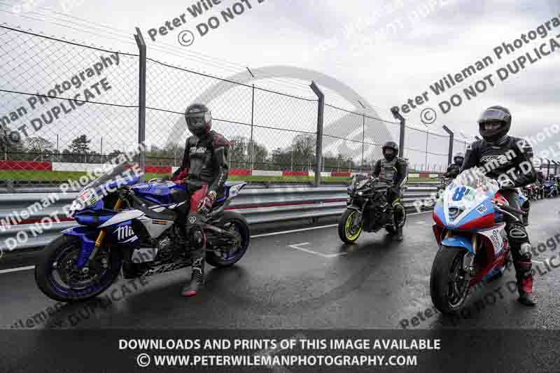 donington no limits trackday;donington park photographs;donington trackday photographs;no limits trackdays;peter wileman photography;trackday digital images;trackday photos